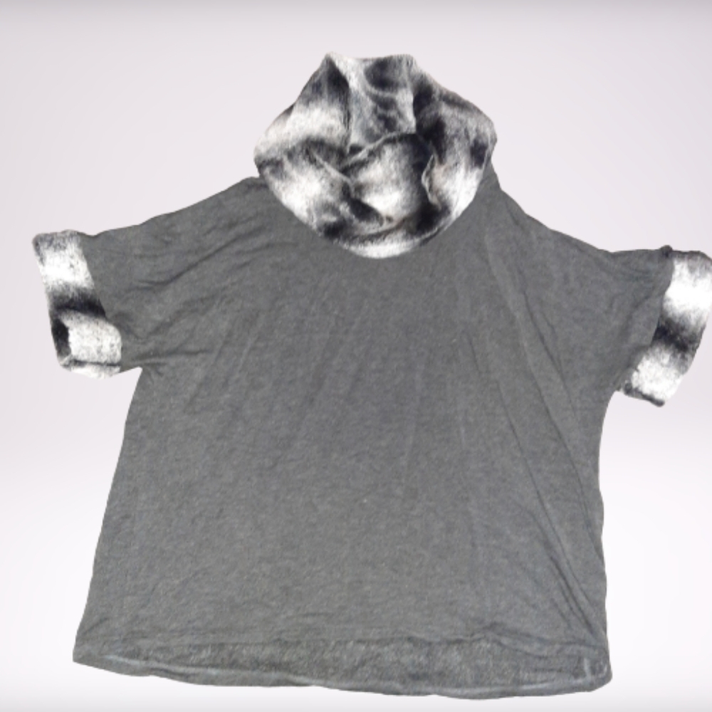 Black Saks Fifth Avenue Faux Fur Trimmed Top Size Large